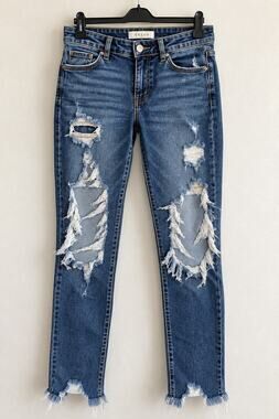 Cello Jeans Womens Size 3 Distressed Ripped Skinny Denim Raw Hem Y2K Stretch